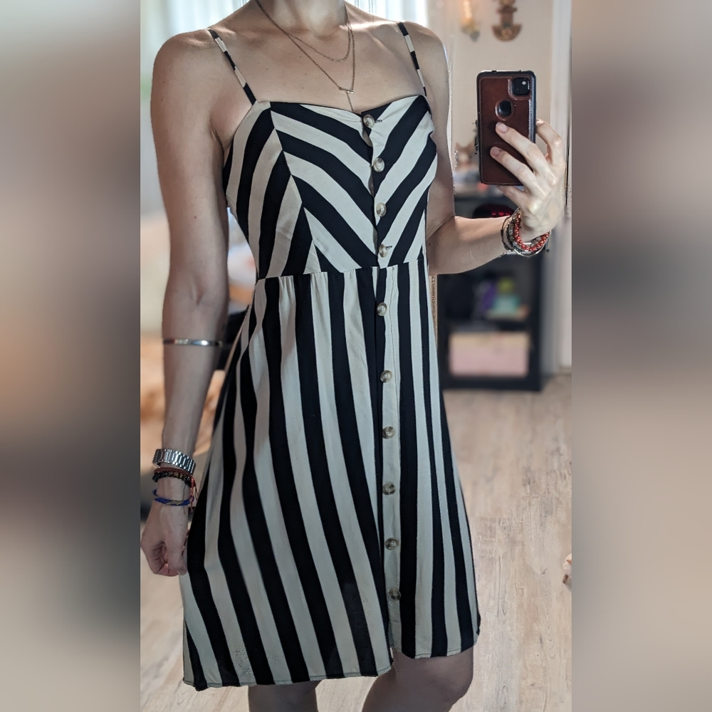 NWOT Black & tan button up knee length dress 👗
